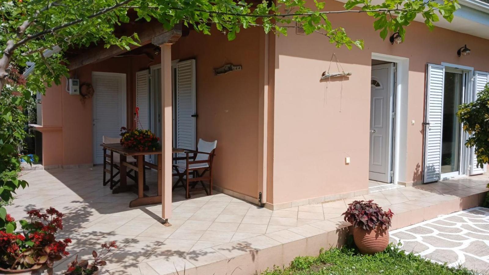 Villa Ioannidis Parga Buitenkant foto